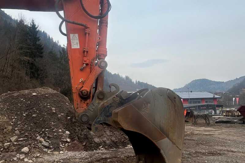 OmecoHub - Immagine HITACHI ZX520LCH-3